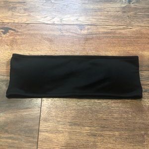 Black bandeau bikini top